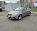 Бежевий Кіа Сід, об'ємом двигуна 1.6 л та пробігом 246 тис. км за 6500 $, фото 6 на Automoto.ua