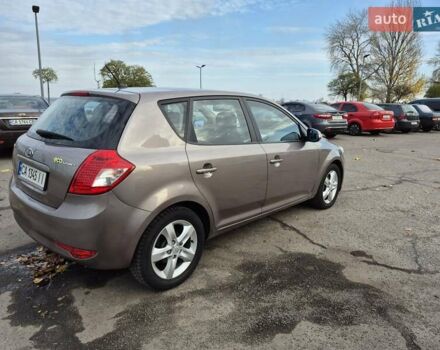 Бежевий Кіа Сід, об'ємом двигуна 1.6 л та пробігом 246 тис. км за 6500 $, фото 14 на Automoto.ua