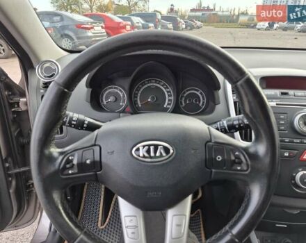 Бежевий Кіа Сід, об'ємом двигуна 1.6 л та пробігом 246 тис. км за 6500 $, фото 33 на Automoto.ua