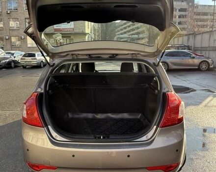Бежевий Кіа Сід, об'ємом двигуна 1.59 л та пробігом 127 тис. км за 9700 $, фото 5 на Automoto.ua