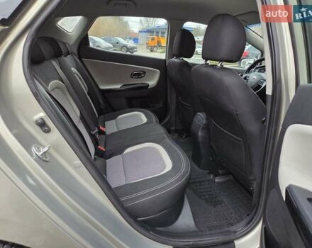 Бежевый Киа Сид, объемом двигателя 1.58 л и пробегом 94 тыс. км за 10500 $, фото 6 на Automoto.ua