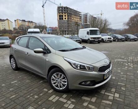 Бежевый Киа Сид, объемом двигателя 1.58 л и пробегом 94 тыс. км за 10500 $, фото 1 на Automoto.ua
