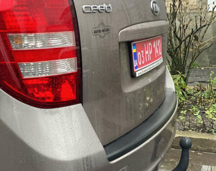 Бежевий Кіа Сід, об'ємом двигуна 0 л та пробігом 226 тис. км за 5500 $, фото 10 на Automoto.ua