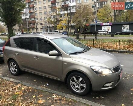Бежевый Киа Сид, объемом двигателя 1.6 л и пробегом 270 тыс. км за 7400 $, фото 2 на Automoto.ua