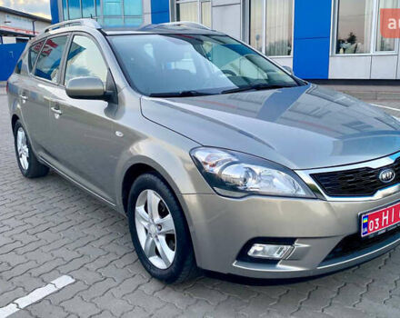 Бежевий Кіа Сід, об'ємом двигуна 1.4 л та пробігом 199 тис. км за 7100 $, фото 2 на Automoto.ua