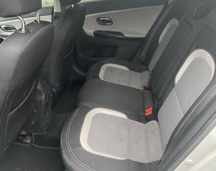 Бежевий Кіа Сід, об'ємом двигуна 1.59 л та пробігом 222 тис. км за 8200 $, фото 6 на Automoto.ua