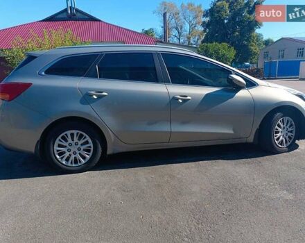 Бежевий Кіа Сід, об'ємом двигуна 1.59 л та пробігом 222 тис. км за 8200 $, фото 3 на Automoto.ua