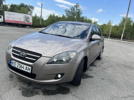 Кіа Сід 2007 у Дніпро (Дніпропетровську) на Automoto.ua Бежевий Кіа Сід, об'ємом двигуна 1.6 л та пробігом 239 тис. км за 6500 $, фото 1 на Automoto.ua