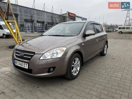 Киа Сид 2007 в Николаеве на Automoto.ua Бежевый Киа Сид, объемом двигателя 1.59 л и пробегом 280 тыс. км за 5999 $, фото 1 на Automoto.ua