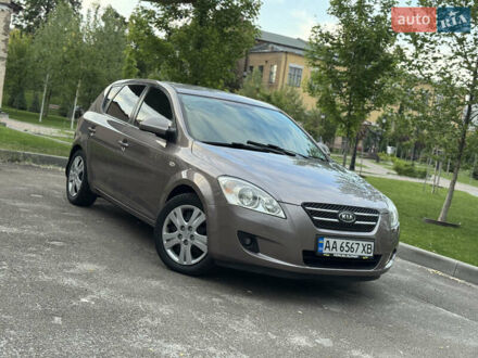 Кіа Сід 2007 у Києві на Automoto.ua Бежевий Кіа Сід, об'ємом двигуна 1.59 л та пробігом 240 тис. км за 5999 $, фото 1 на Automoto.ua