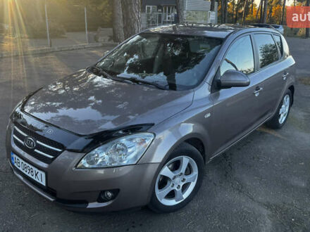 Киа Сид 2007 в Виннице на Automoto.ua Бежевый Киа Сид, объемом двигателя 1.6 л и пробегом 226 тыс. км за 5750 $, фото 1 на Automoto.ua