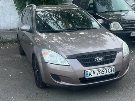 Бежевый Киа Сид, объемом двигателя 1.6 л и пробегом 237 тыс. км за 4700 $, фото 1 на Automoto.ua