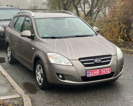 Бежевий Кіа Сід, об'ємом двигуна 0 л та пробігом 226 тис. км за 5500 $, фото 1 на Automoto.ua