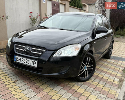 Черный Киа Сид, объемом двигателя 1.6 л и пробегом 203 тыс. км за 5900 $, фото 4 на Automoto.ua