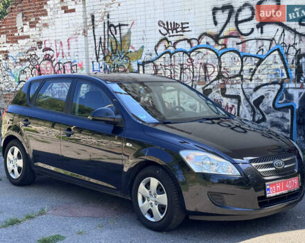 Чорний Кіа Сід, об'ємом двигуна 0 л та пробігом 161 тис. км за 5799 $, фото 3 на Automoto.ua