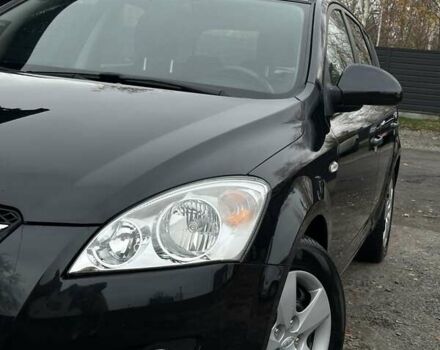 Черный Киа Сид, объемом двигателя 1.6 л и пробегом 238 тыс. км за 5700 $, фото 7 на Automoto.ua