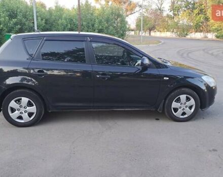 Чорний Кіа Сід, об'ємом двигуна 1.4 л та пробігом 310 тис. км за 5600 $, фото 4 на Automoto.ua