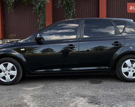Черный Киа Сид, объемом двигателя 1.4 л и пробегом 198 тыс. км за 6200 $, фото 25 на Automoto.ua
