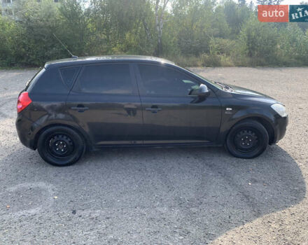 Черный Киа Сид, объемом двигателя 1.4 л и пробегом 152 тыс. км за 5200 $, фото 8 на Automoto.ua