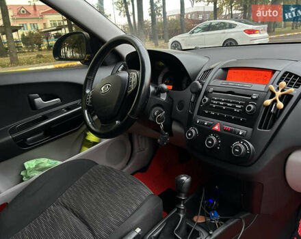 Черный Киа Сид, объемом двигателя 1.6 л и пробегом 270 тыс. км за 5200 $, фото 3 на Automoto.ua