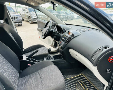 Черный Киа Сид, объемом двигателя 1.4 л и пробегом 204 тыс. км за 5600 $, фото 22 на Automoto.ua