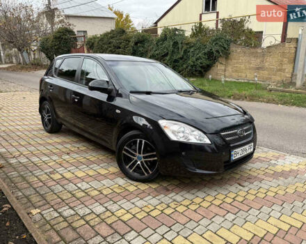 Черный Киа Сид, объемом двигателя 1.6 л и пробегом 203 тыс. км за 5900 $, фото 2 на Automoto.ua