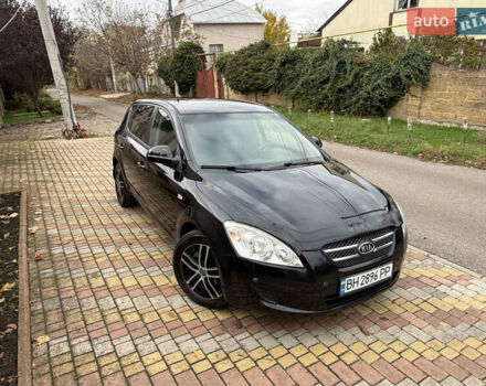 Черный Киа Сид, объемом двигателя 1.6 л и пробегом 203 тыс. км за 5900 $, фото 10 на Automoto.ua