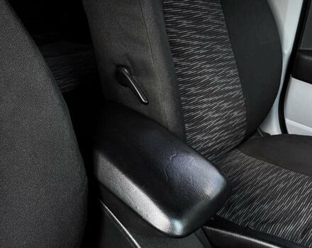 Черный Киа Сид, объемом двигателя 1.4 л и пробегом 219 тыс. км за 5800 $, фото 38 на Automoto.ua