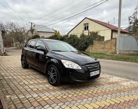 Черный Киа Сид, объемом двигателя 1.6 л и пробегом 203 тыс. км за 5900 $, фото 4 на Automoto.ua