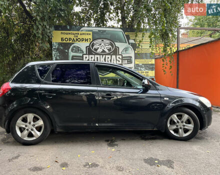 Чорний Кіа Сід, об'ємом двигуна 2 л та пробігом 224 тис. км за 6300 $, фото 1 на Automoto.ua