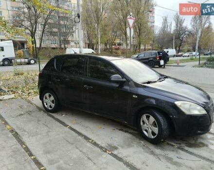 Чорний Кіа Сід, об'ємом двигуна 1.59 л та пробігом 338 тис. км за 3500 $, фото 3 на Automoto.ua