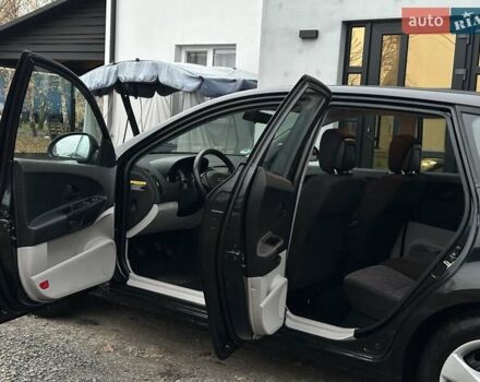 Черный Киа Сид, объемом двигателя 1.6 л и пробегом 238 тыс. км за 5700 $, фото 29 на Automoto.ua