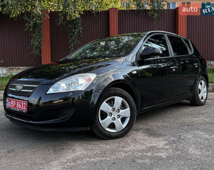 Черный Киа Сид, объемом двигателя 1.4 л и пробегом 198 тыс. км за 6200 $, фото 2 на Automoto.ua