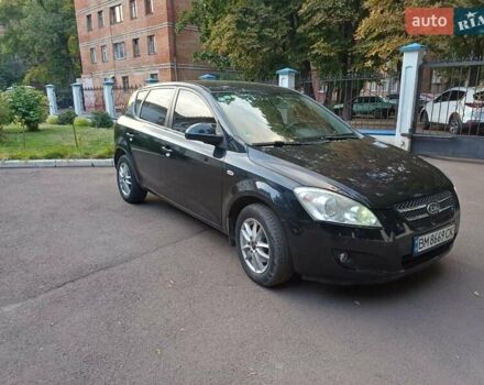 Черный Киа Сид, объемом двигателя 1.4 л и пробегом 250 тыс. км за 5200 $, фото 4 на Automoto.ua