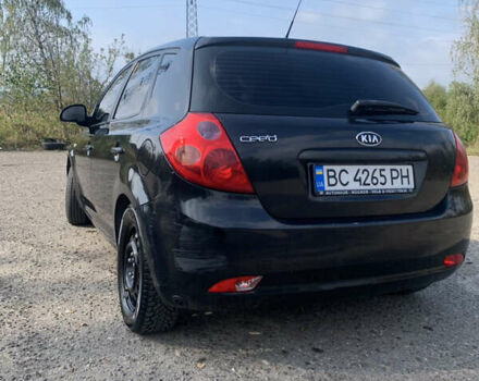 Черный Киа Сид, объемом двигателя 1.4 л и пробегом 152 тыс. км за 5200 $, фото 5 на Automoto.ua
