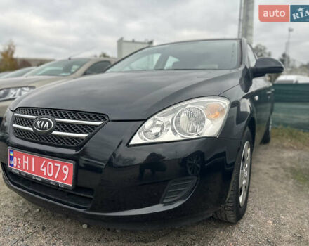 Черный Киа Сид, объемом двигателя 1.4 л и пробегом 161 тыс. км за 5500 $, фото 2 на Automoto.ua