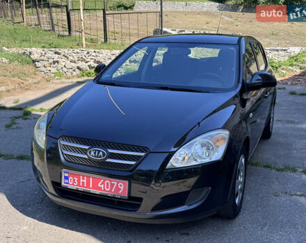 Чорний Кіа Сід, об'ємом двигуна 0 л та пробігом 161 тис. км за 5799 $, фото 12 на Automoto.ua