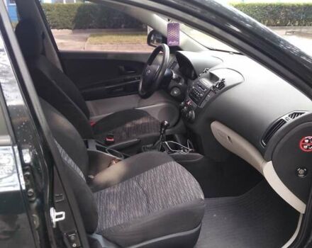 Черный Киа Сид, объемом двигателя 1.4 л и пробегом 262 тыс. км за 4550 $, фото 6 на Automoto.ua