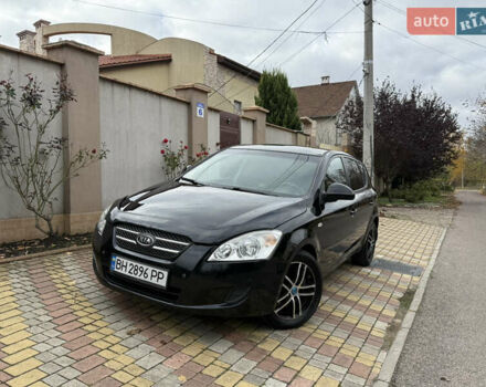 Черный Киа Сид, объемом двигателя 1.6 л и пробегом 203 тыс. км за 5900 $, фото 3 на Automoto.ua