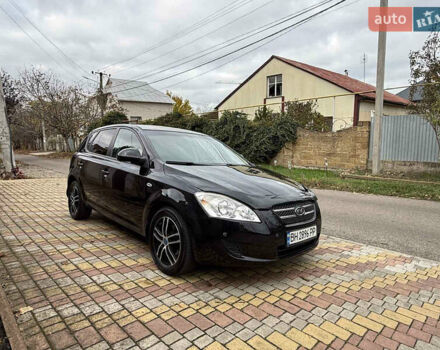 Черный Киа Сид, объемом двигателя 1.6 л и пробегом 203 тыс. км за 5900 $, фото 9 на Automoto.ua