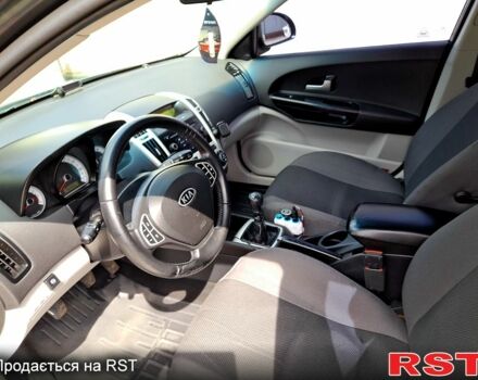 Черный Киа Сид, объемом двигателя 1.6 л и пробегом 193 тыс. км за 6200 $, фото 7 на Automoto.ua