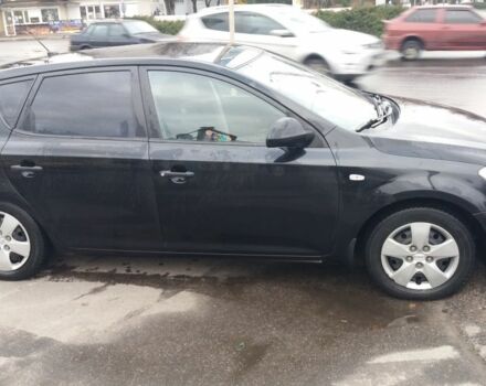 Чорний Кіа Сід, об'ємом двигуна 1.4 л та пробігом 255 тис. км за 4817 $, фото 5 на Automoto.ua