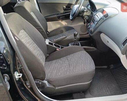 Кіа Сід 2007 у Києві на Automoto.ua Чорний Кіа Сід, об'ємом двигуна 1.4 л та пробігом 109 тис. км за 4885 $, фото 5 на Automoto.ua