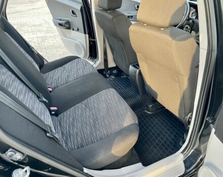 Черный Киа Сид, объемом двигателя 1.4 л и пробегом 250 тыс. км за 5200 $, фото 23 на Automoto.ua