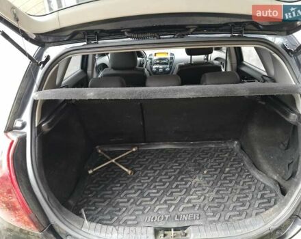 Чорний Кіа Сід, об'ємом двигуна 1.59 л та пробігом 338 тис. км за 3500 $, фото 15 на Automoto.ua