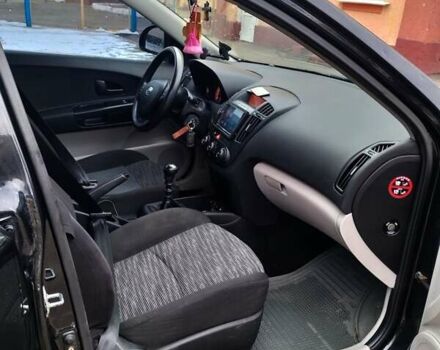 Черный Киа Сид, объемом двигателя 1.6 л и пробегом 47 тыс. км за 6000 $, фото 6 на Automoto.ua