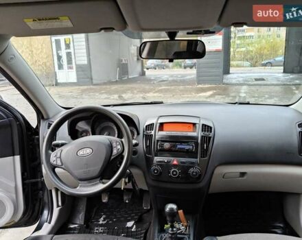 Чорний Кіа Сід, об'ємом двигуна 1.59 л та пробігом 338 тис. км за 3500 $, фото 7 на Automoto.ua