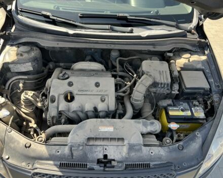 Черный Киа Сид, объемом двигателя 1.4 л и пробегом 260 тыс. км за 4200 $, фото 14 на Automoto.ua