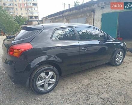 Черный Киа Сид, объемом двигателя 1.4 л и пробегом 200 тыс. км за 4800 $, фото 1 на Automoto.ua
