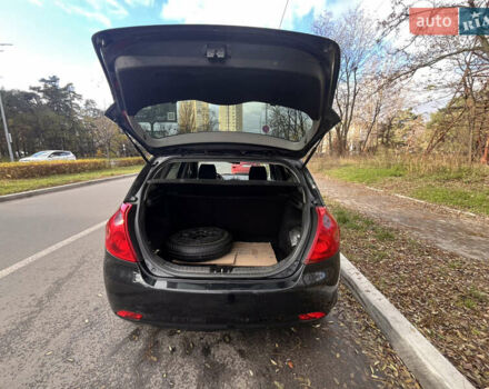 Черный Киа Сид, объемом двигателя 1.4 л и пробегом 359 тыс. км за 4200 $, фото 2 на Automoto.ua